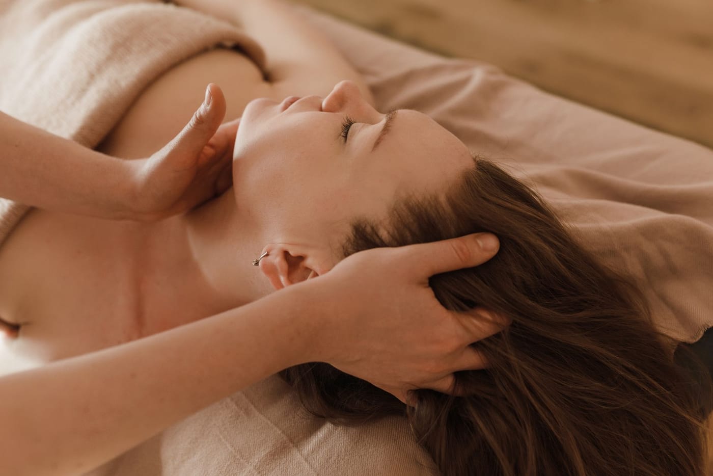 Symbolbild: Kopf- und Gesichtsmassage